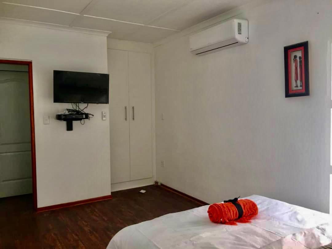 Beautiful Apartment In Century City Ciudad del Cabo Exterior foto